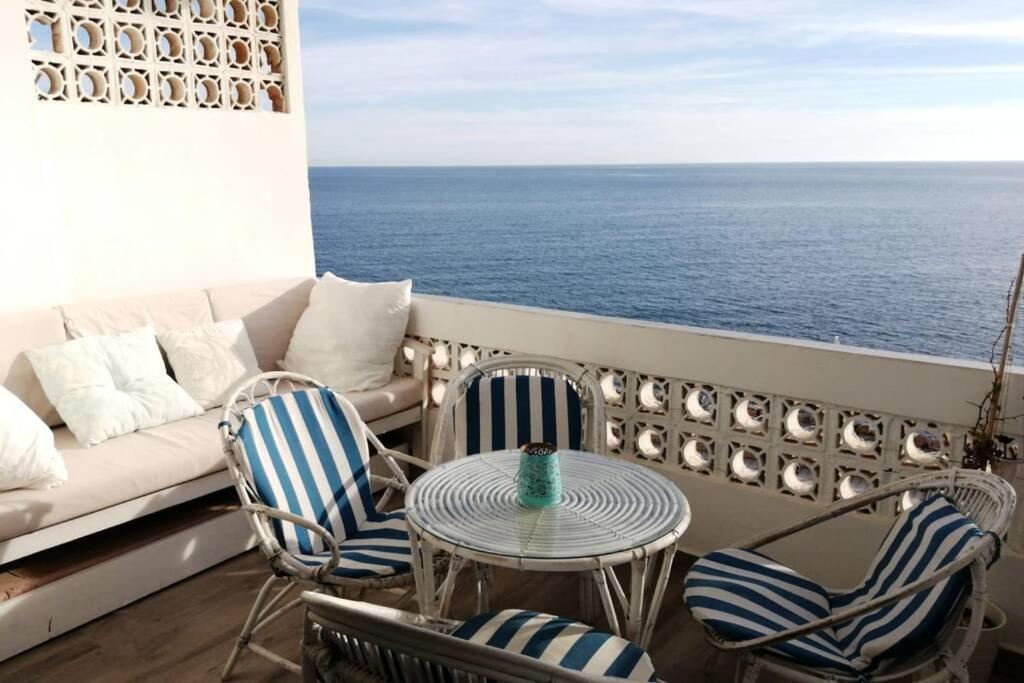Apartamento Frente Al Mar. 阿尔姆尼卡 外观 照片