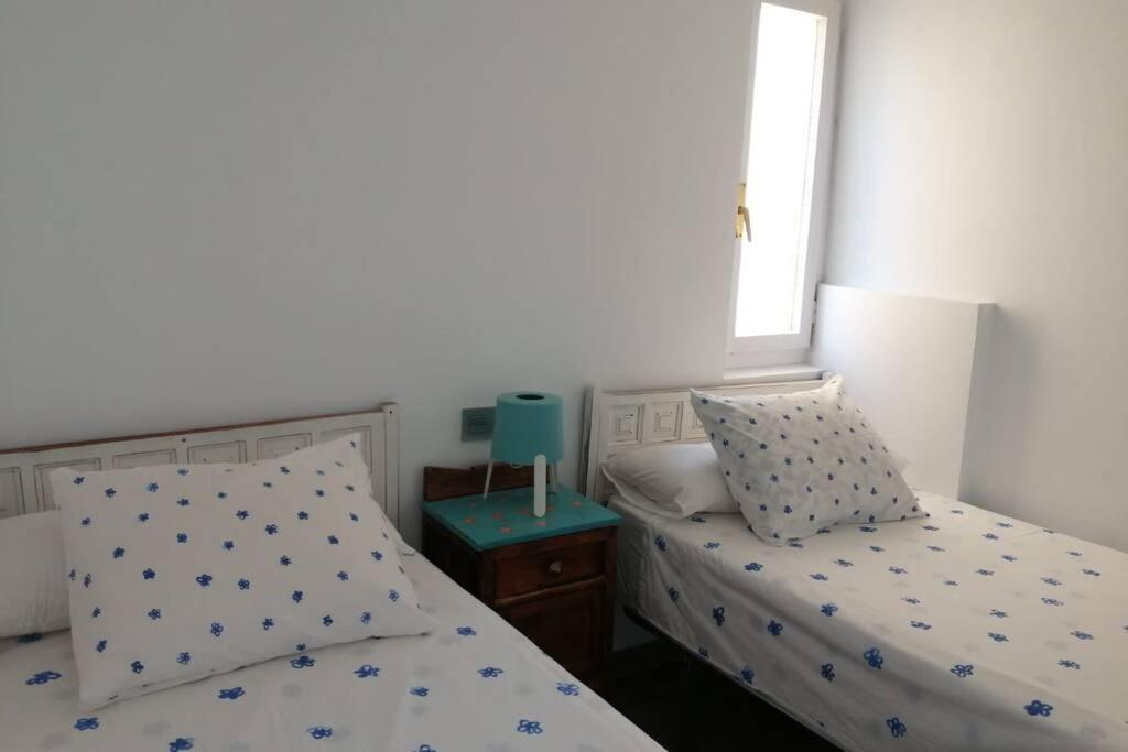 Apartamento Frente Al Mar. 阿尔姆尼卡 外观 照片